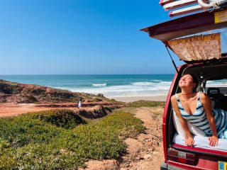 Campervan hire Faro - smile sea